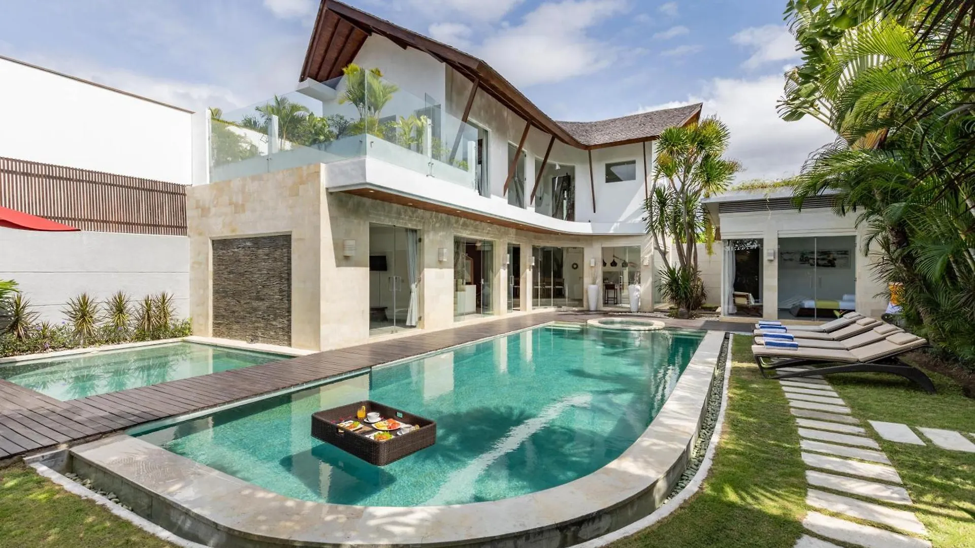 Επικοινωνία με το Villa Belle Seminyak By Exotic Bali Properties